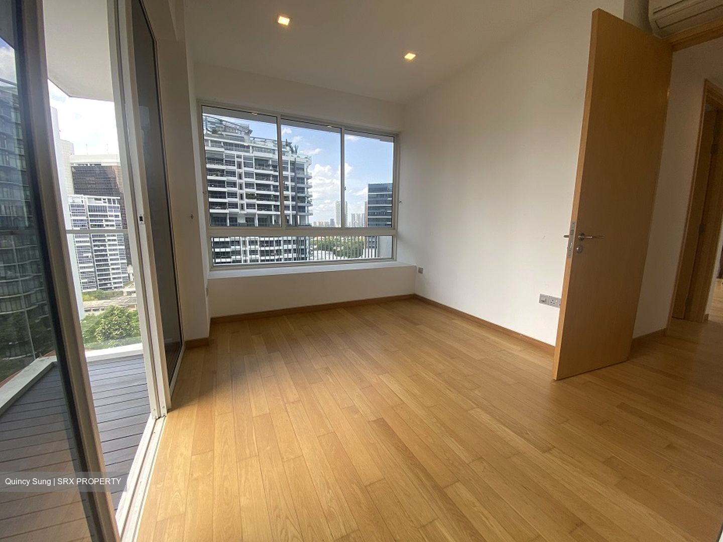The Peak @ Cairnhill II (D9), Apartment #301103351